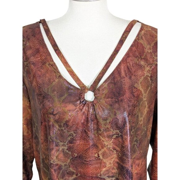 Womens Snakeskin Print Top Plus 2X Edgy Brown Leather Look Reptile Grommet - Picture 2 of 8